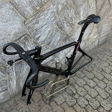 Carica l'immagine nel visualizzatore di Gallery, Pinarello Dogma F100 Limited Edition
