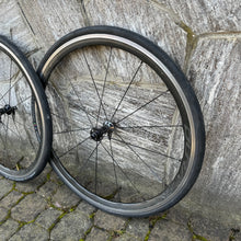 Carica l'immagine nel visualizzatore di Gallery, Shimano Dura Ace WH-R9100 C35