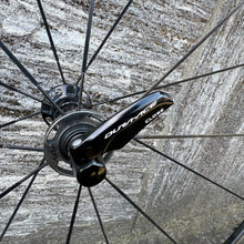 Carica l'immagine nel visualizzatore di Gallery, Shimano Dura Ace WH-R9100 C35