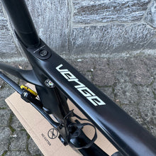 Carica l'immagine nel visualizzatore di Gallery, Specialized S-Works Venge Vias