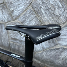 Carica l'immagine nel visualizzatore di Gallery, Specialized S-Works Venge Vias