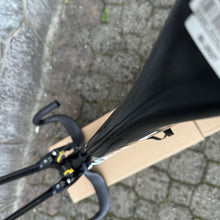 Carica l'immagine nel visualizzatore di Gallery, Specialized S-Works Venge Vias