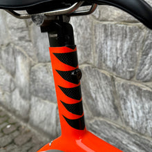 Carica l'immagine nel visualizzatore di Gallery, Stark by Rozza