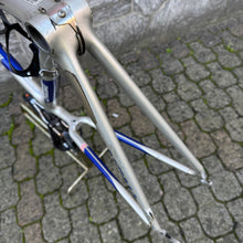 Carica l'immagine nel visualizzatore di Gallery, Trek 5200 US Postal Service