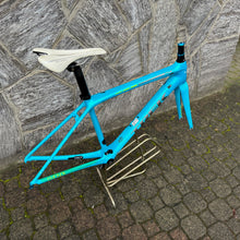 Carica l'immagine nel visualizzatore di Gallery, Trek Emonda SL6 H2