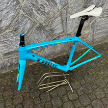 Carica l'immagine nel visualizzatore di Gallery, Trek Emonda SL6 H2