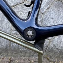 Carica l'immagine nel visualizzatore di Gallery, Trek Emonda SLR Disc
