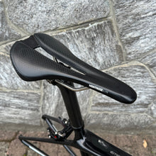 Carica l'immagine nel visualizzatore di Gallery, Trek Emonda SLR