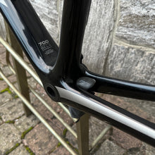 Carica l'immagine nel visualizzatore di Gallery, Trek Emonda SLR