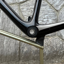 Carica l'immagine nel visualizzatore di Gallery, Trek Emonda SLR