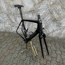 Carica l'immagine nel visualizzatore di Gallery, Trek Madone 5.9 H2