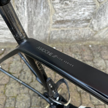 Carica l'immagine nel visualizzatore di Gallery, Trek Madone 5.9 H2