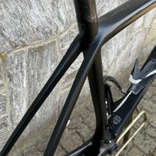 Carica l'immagine nel visualizzatore di Gallery, Trek Madone 5.9 H2
