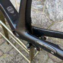 Carica l'immagine nel visualizzatore di Gallery, Trek Madone 5.9 H2