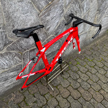 Carica l'immagine nel visualizzatore di Gallery, Trek Madone Team Issue RSL