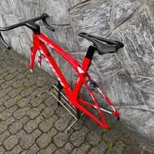 Carica l'immagine nel visualizzatore di Gallery, Trek Madone Team Issue RSL