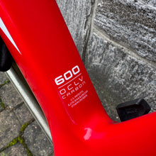 Carica l'immagine nel visualizzatore di Gallery, Trek Madone Team Issue RSL