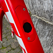 Carica l'immagine nel visualizzatore di Gallery, Trek Madone Team Issue RSL