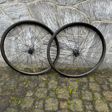 Carica l'immagine nel visualizzatore di Gallery, Zipp 202 Firecrest Disc