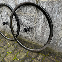 Carica l'immagine nel visualizzatore di Gallery, Zipp 202 Firecrest Disc