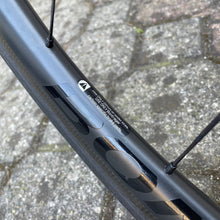 Carica l'immagine nel visualizzatore di Gallery, Bontrager Aeolus Pro 3