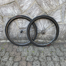 Carica l'immagine nel visualizzatore di Gallery, Bontrager Aeolus Pro 3
