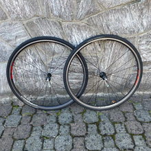 Carica l'immagine nel visualizzatore di Gallery, Campagnolo Neutron