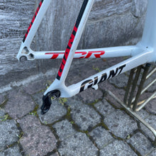 Carica l'immagine nel visualizzatore di Gallery, Giant TCR Advanced SL