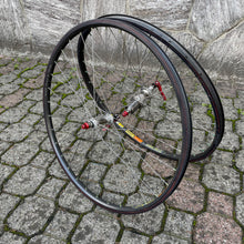 Carica l'immagine nel visualizzatore di Gallery, Mavic SUP Ceramic - HOPE hubs