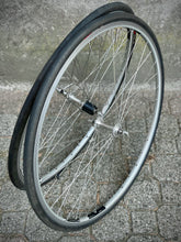 Carica l'immagine nel visualizzatore di Gallery, Ambrosio Excellence - Shimano Dura Ace 7700 hubs