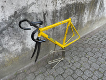 Carica l'immagine nel visualizzatore di Gallery, Mariano - Italian handmade aluminium frame