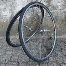 Carica l'immagine nel visualizzatore di Gallery, Mavic Sup UB Control - Campagnolo Record hubs