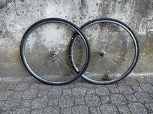 Carica l'immagine nel visualizzatore di Gallery, Mavic Sup UB Control - Campagnolo Record hubs