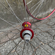 Carica l'immagine nel visualizzatore di Gallery, Mavic Helium