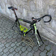 Carica l'immagine nel visualizzatore di Gallery, Wilier Izoard XL