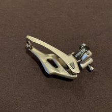 Carica l'immagine nel visualizzatore di Gallery, Campagnolo Record Titanium 10s