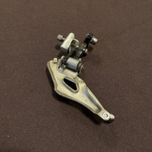 Carica l'immagine nel visualizzatore di Gallery, Campagnolo Record Titanium 10s