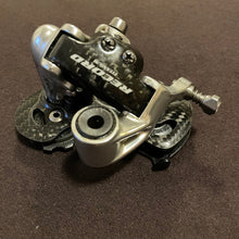 Carica l'immagine nel visualizzatore di Gallery, Campagnolo Record Titanium 10s