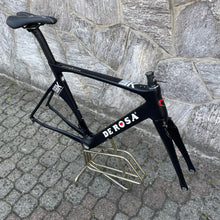 Carica l'immagine nel visualizzatore di Gallery, De Rosa SK Pininfarina