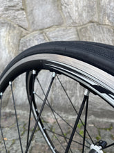 Carica l'immagine nel visualizzatore di Gallery, Fulcrum Racing Zero