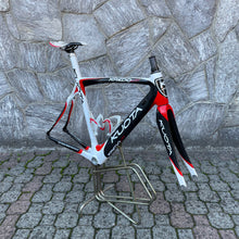 Carica l'immagine nel visualizzatore di Gallery, Kuota Kredo Ultra