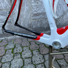 Carica l'immagine nel visualizzatore di Gallery, Kuota Kredo Ultra