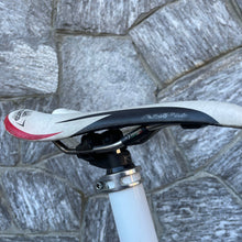 Carica l'immagine nel visualizzatore di Gallery, Kuota Kredo Ultra