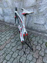 Carica l'immagine nel visualizzatore di Gallery, Kuota Kredo Ultra