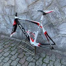 Carica l'immagine nel visualizzatore di Gallery, Kuota Kredo Ultra