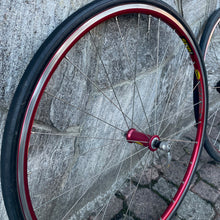 Carica l'immagine nel visualizzatore di Gallery, Mavic Helium