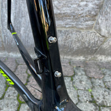 Carica l'immagine nel visualizzatore di Gallery, Specialized S-Works Tarmac SL5