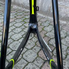 Carica l'immagine nel visualizzatore di Gallery, Specialized S-Works Tarmac SL5