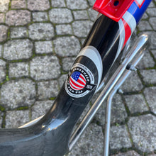 Carica l'immagine nel visualizzatore di Gallery, Trek 5200 US Postal Service