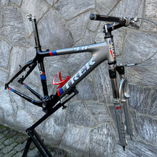 Carica l'immagine nel visualizzatore di Gallery, Trek Elite 9.8 OCLV